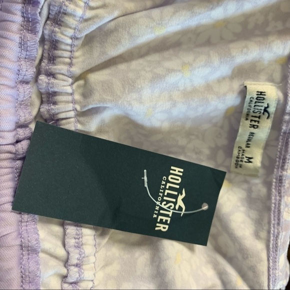 Hollister NWT Spaghetti Strap Cinched Waist Romper - Picture 9 of 11